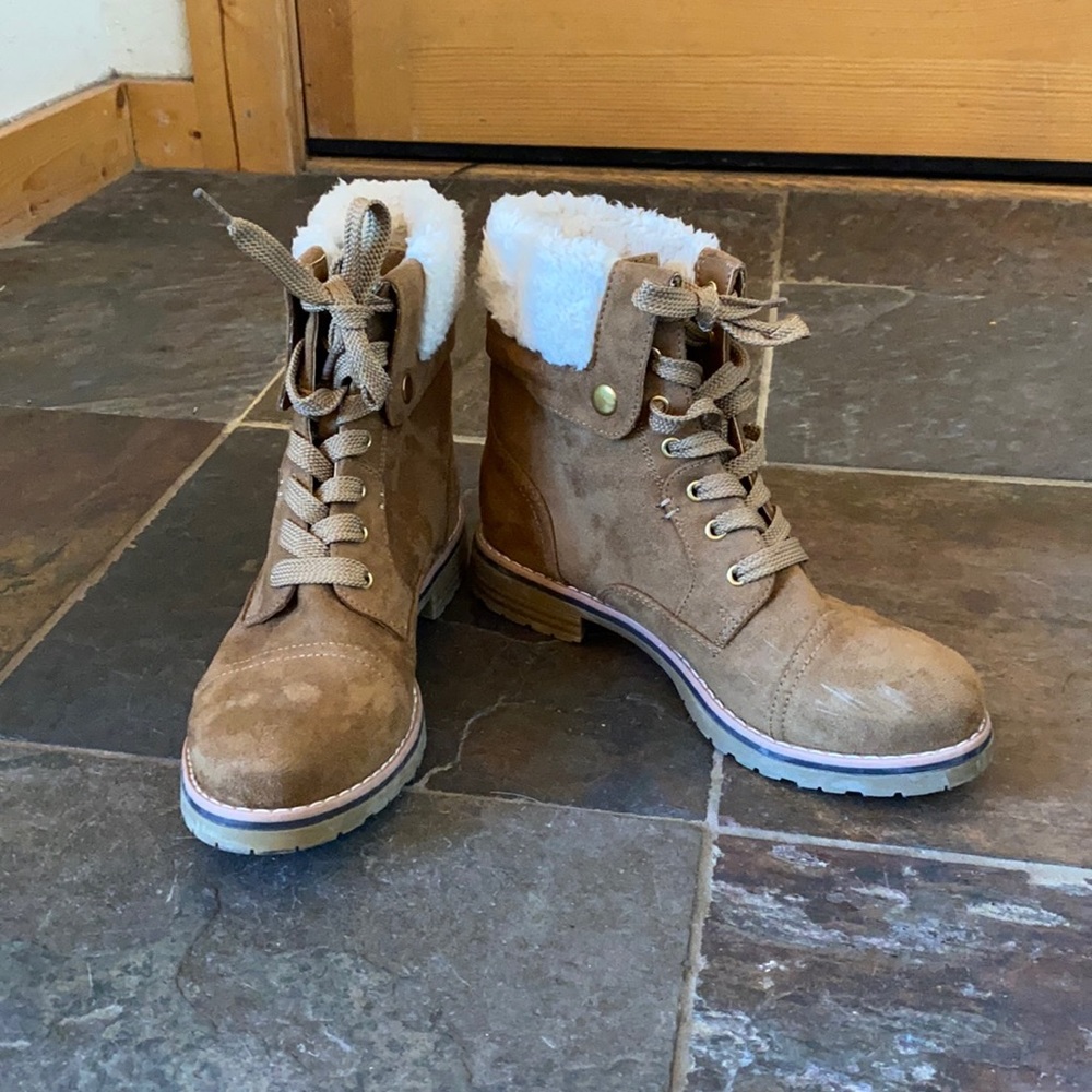 Suede winter boots wit fur